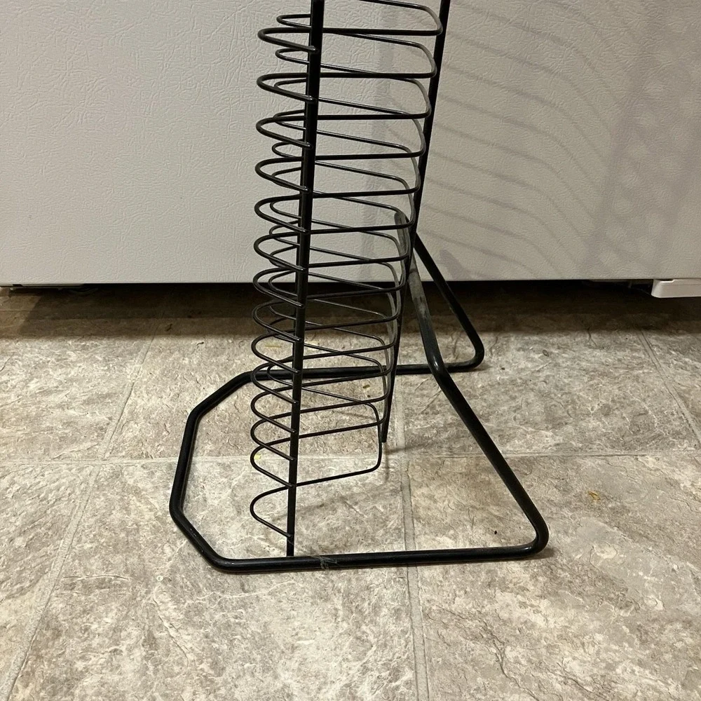 Vintage Black Metal Wire DVD Storage Rack Tower Free Standing 40 Capacity